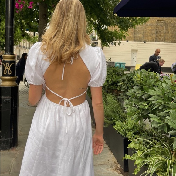 Reformation Anneliese Linen Dress in White - Picture 2 of 10